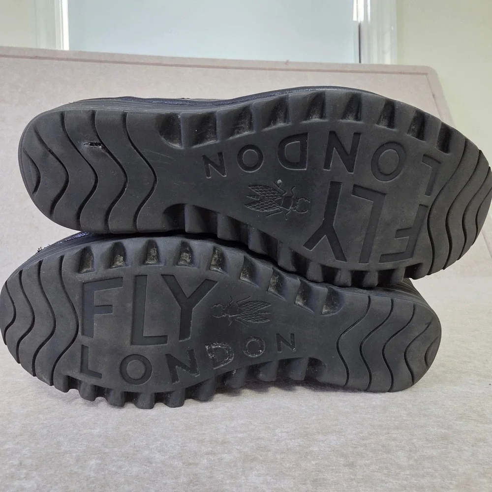 Fly London Black Leather Slip On Wedge Shoes EU‎ 41 Chunky Platform Pumps